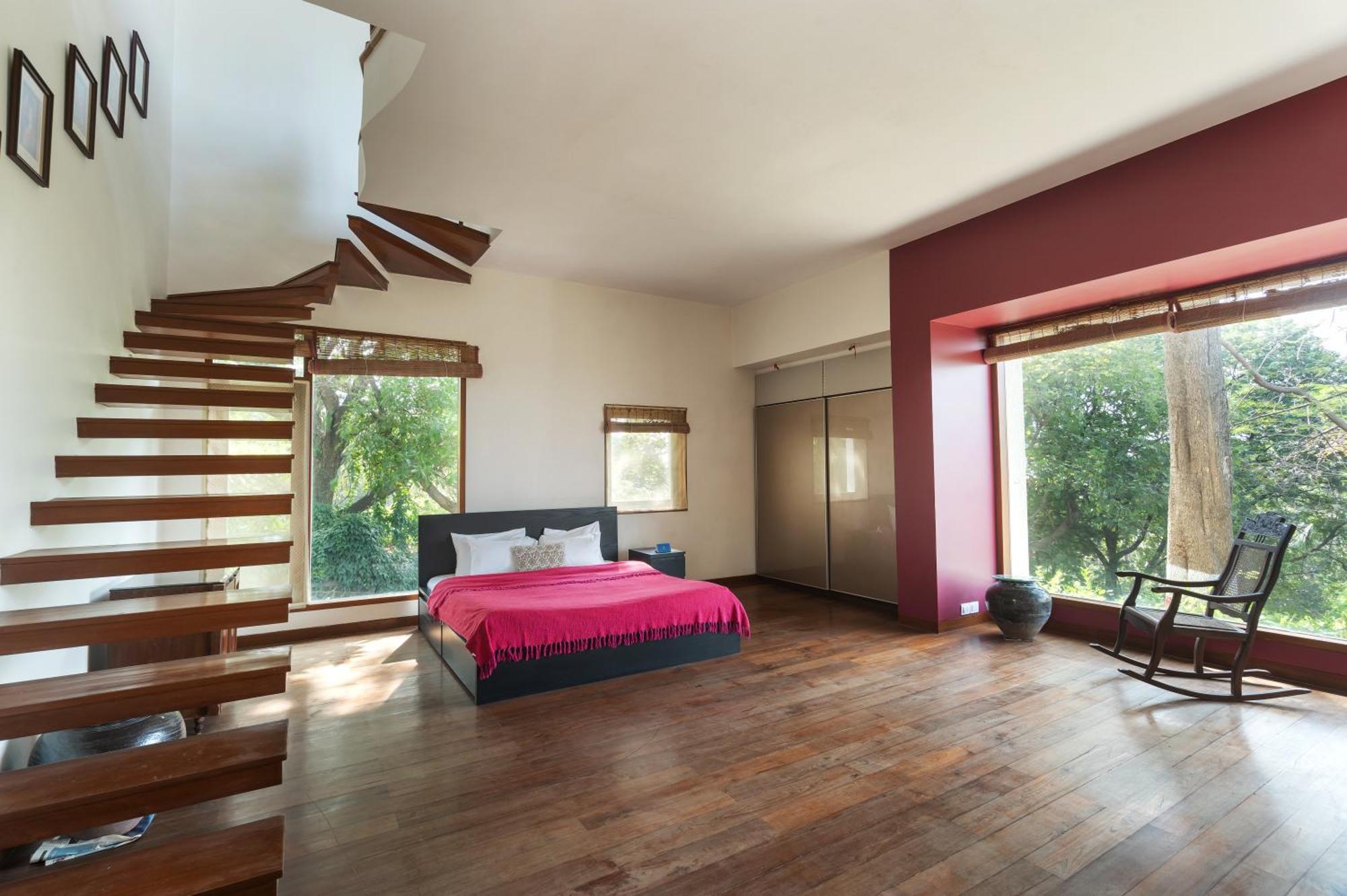 Saffronstays Pride Rock Mandve Exterior photo